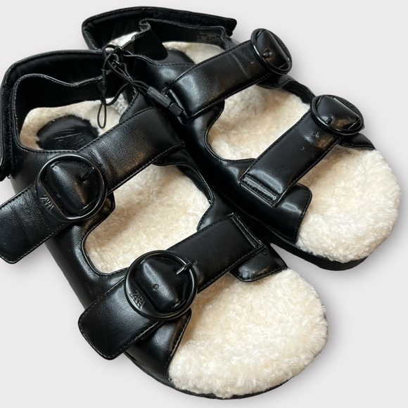 Zara fleece lined two strap buckle sandals in black - Picture 1 of 11